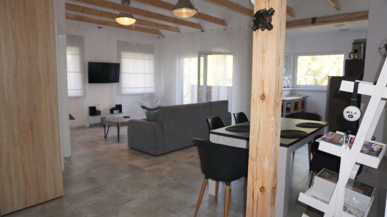 Apartamenty Oaza Rewal Exteriör bild